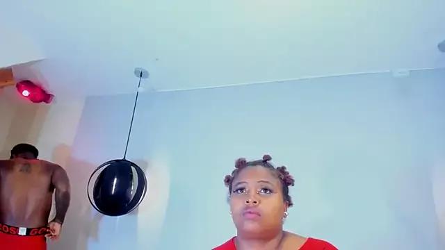 bigbutti_naomi on StripChat 