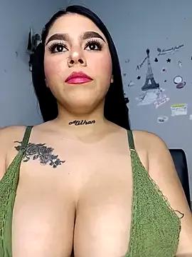 Freechat BigTits_Kitty on StripChat