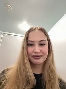 blonde_exe — RIDE UR FACE W WET PUSSY PUBLIC WC