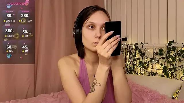 BlytheBlakeway on StripChat 