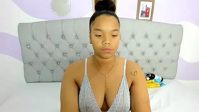 BRIYITHMENA on StripChat 