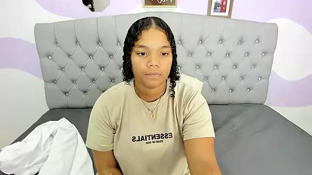BRIYITHMENA on StripChat 