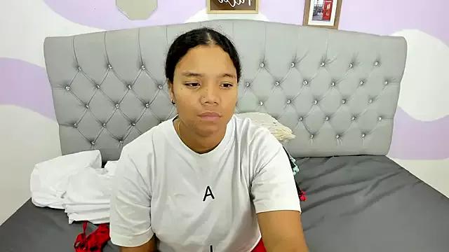 BRIYITHMENA on StripChat 