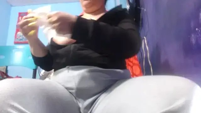 Freechat CamelliaLong on StripChat