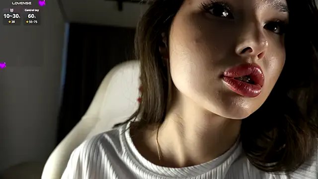 Freechat candylolly__ on StripChat