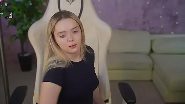 Cassy-Celestial_ on StripChat 