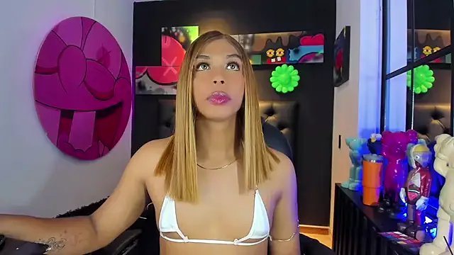 Freechat CHANELL_11INCHES on StripChat