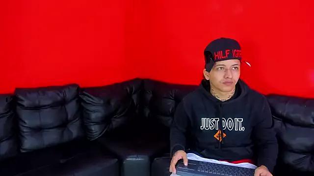 COUPLE_PERVERTED_ on StripChat 