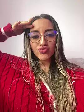 DanielaHub on StripChat 
