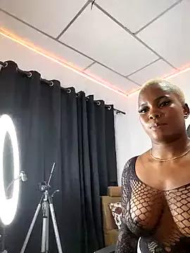 DashaSousaa on StripChat 