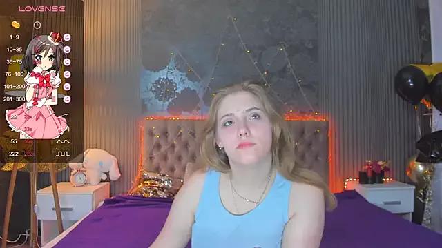 DellaRowe on StripChat 