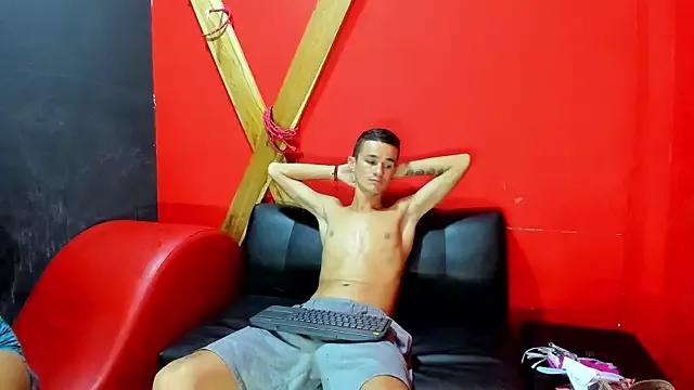 Freechat dirty_couple22 on StripChat