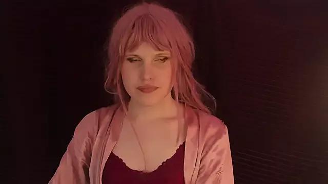 EffieMinki on StripChat 