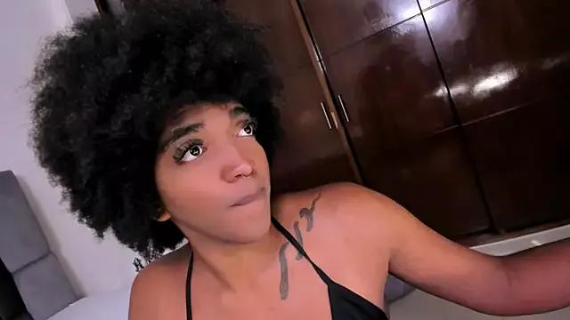 eileen_tanihara on StripChat 