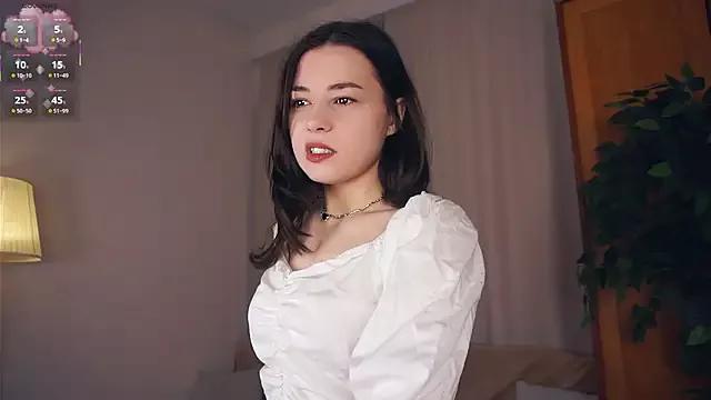 EleneBrach on StripChat 