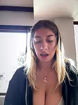 Freechat Enyeld_ruru on StripChat