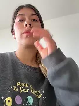 Freechat Enyeld_ruru on StripChat