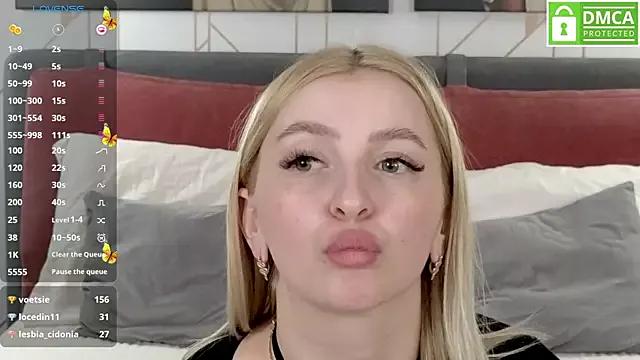 Eva__Summer on StripChat 