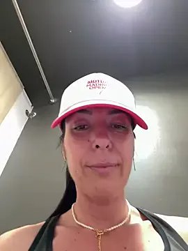 eveangelll on StripChat 