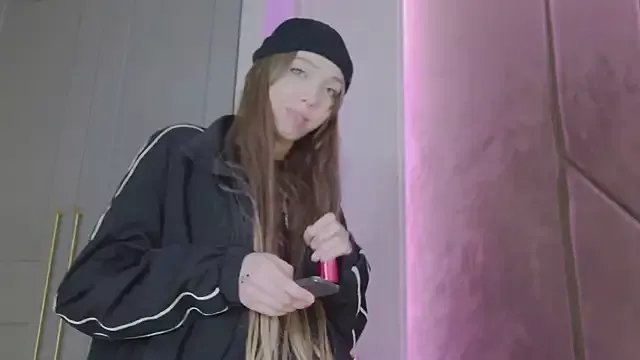 Freechat Evelyn_Neal on StripChat