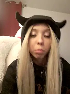 Freechat Evelyn_Neal on StripChat