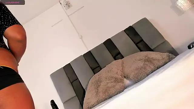 EVIL_BIANCA on StripChat 
