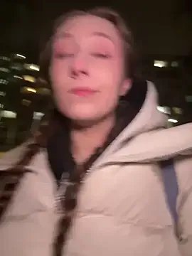 Freechat FroggyAnna on StripChat