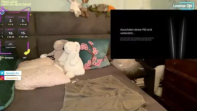 Freechat GamerGirl_Eve on StripChat