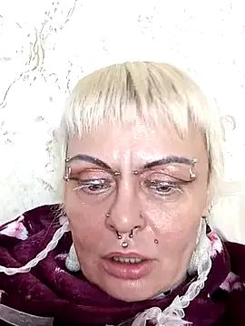 Gardener_of_Illusions on StripChat 