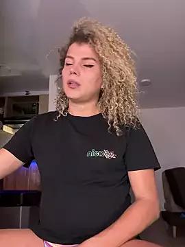 Georgiafox on StripChat 