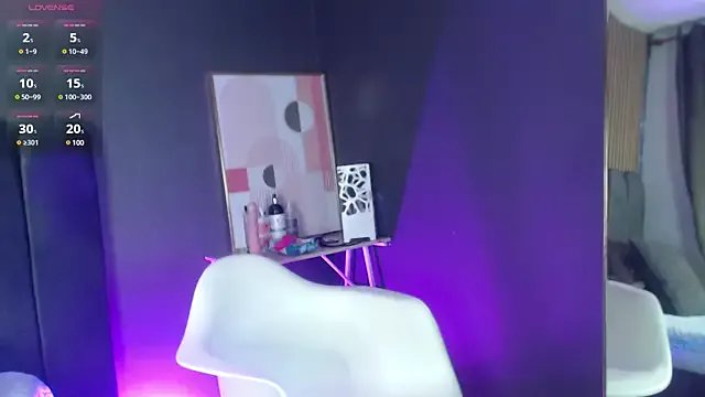 Freechat Gina_77 on StripChat