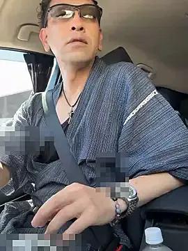 Hideen-real-face on StripChat