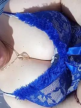 Hnonasix89 on StripChat