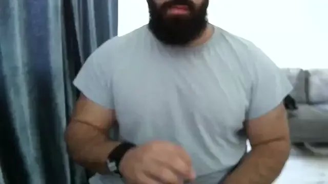 Freechat hugemachohandsome on StripChat