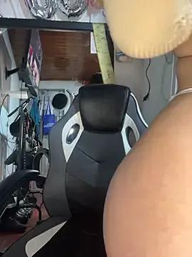 Im_Johanna on StripChat 