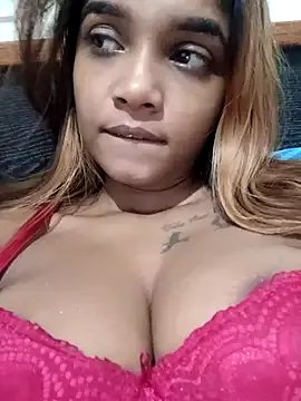 Indianqueen03 on StripChat 