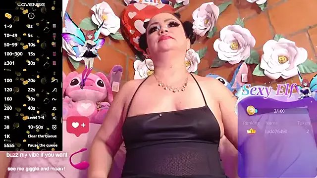 Freechat IngritBitch on StripChat