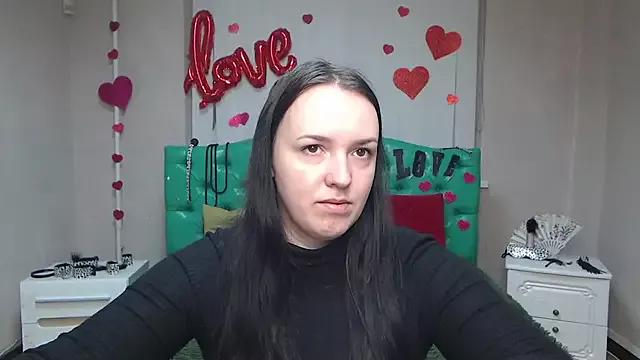 IsabelBlackberry on StripChat 