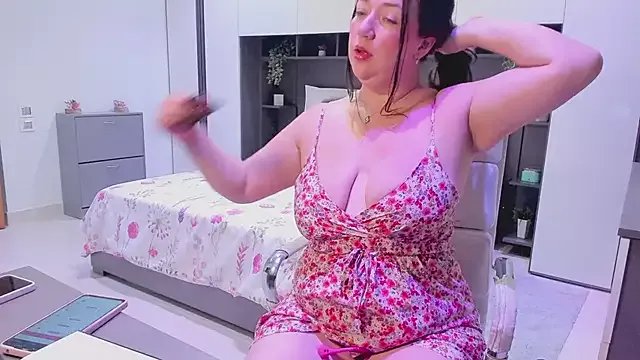 Freechat isabella_rossse on StripChat