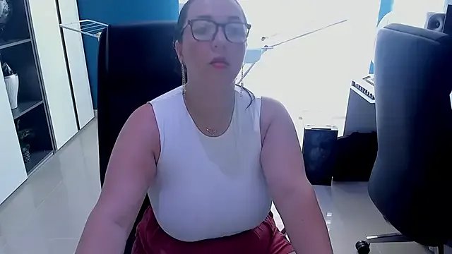 Freechat isabella_rossse on StripChat