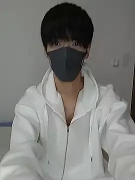 itsme_LEON on StripChat