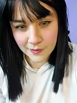 ItsNaiixa on StripChat 