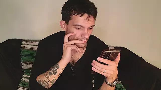 JackDesFeux on StripChat