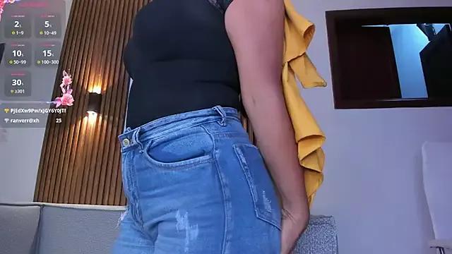 jazmin_anbar on StripChat 
