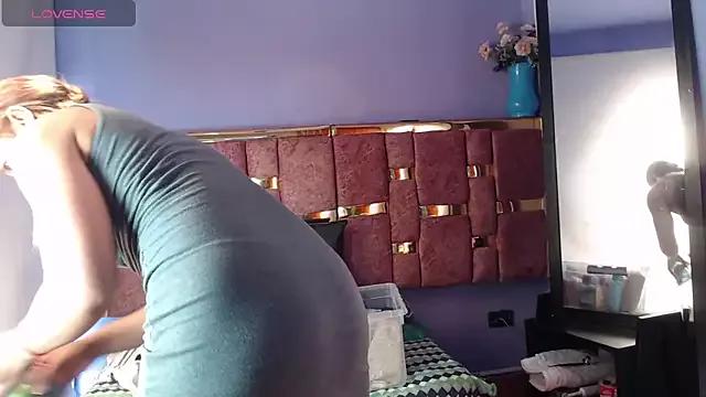jenna_032 on StripChat 