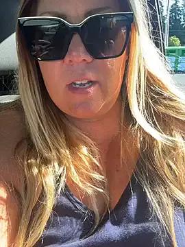 JESS_LOVES on StripChat