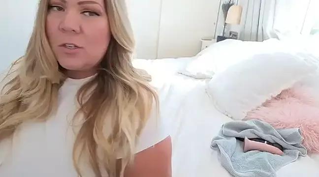 JESS_LOVES on StripChat