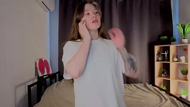 JoanCharton on StripChat 