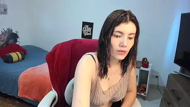 jrcamila on StripChat 