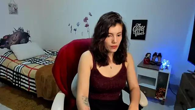 jrcamila on StripChat 